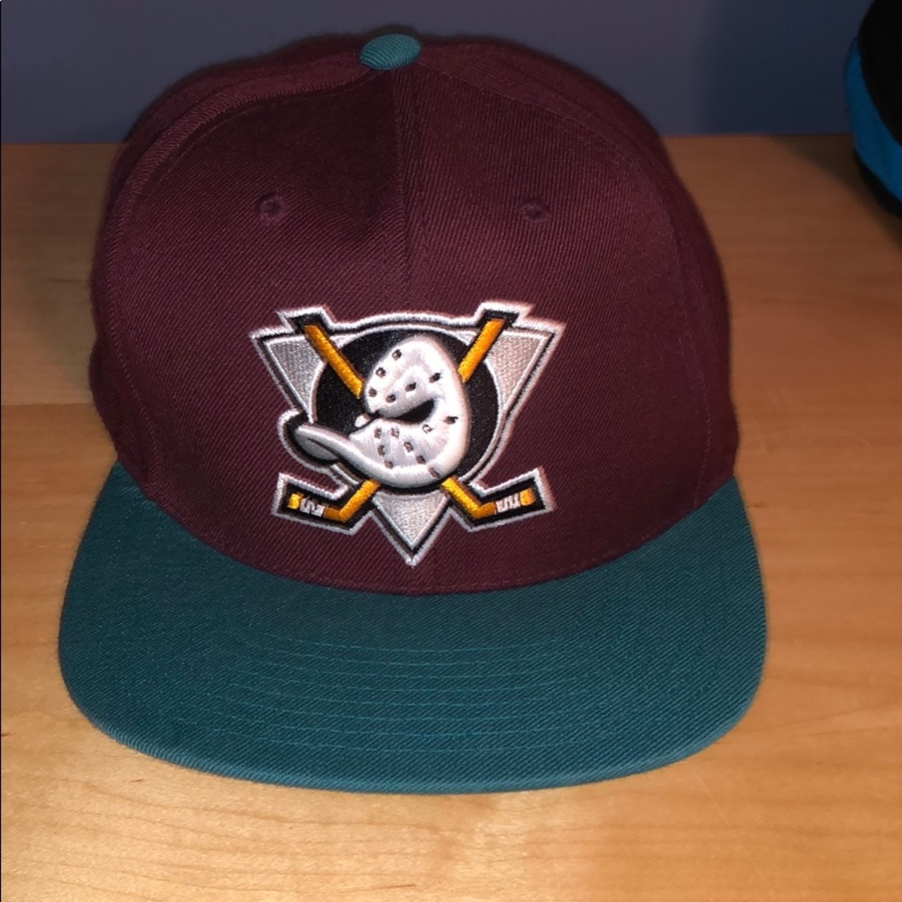 Mitchell & Ness Might Ducks SnapBack
